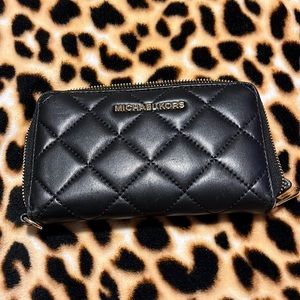 Micheal Kors Wallet